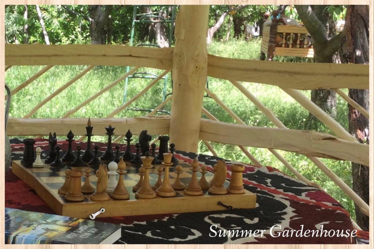 Spring Family Guest House Tersak Екстериор снимка