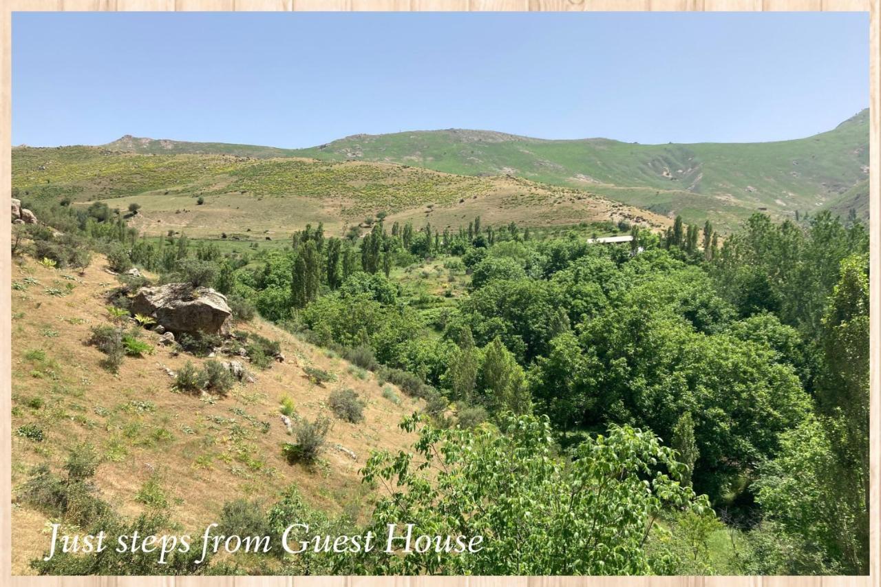Spring Family Guest House Tersak Екстериор снимка
