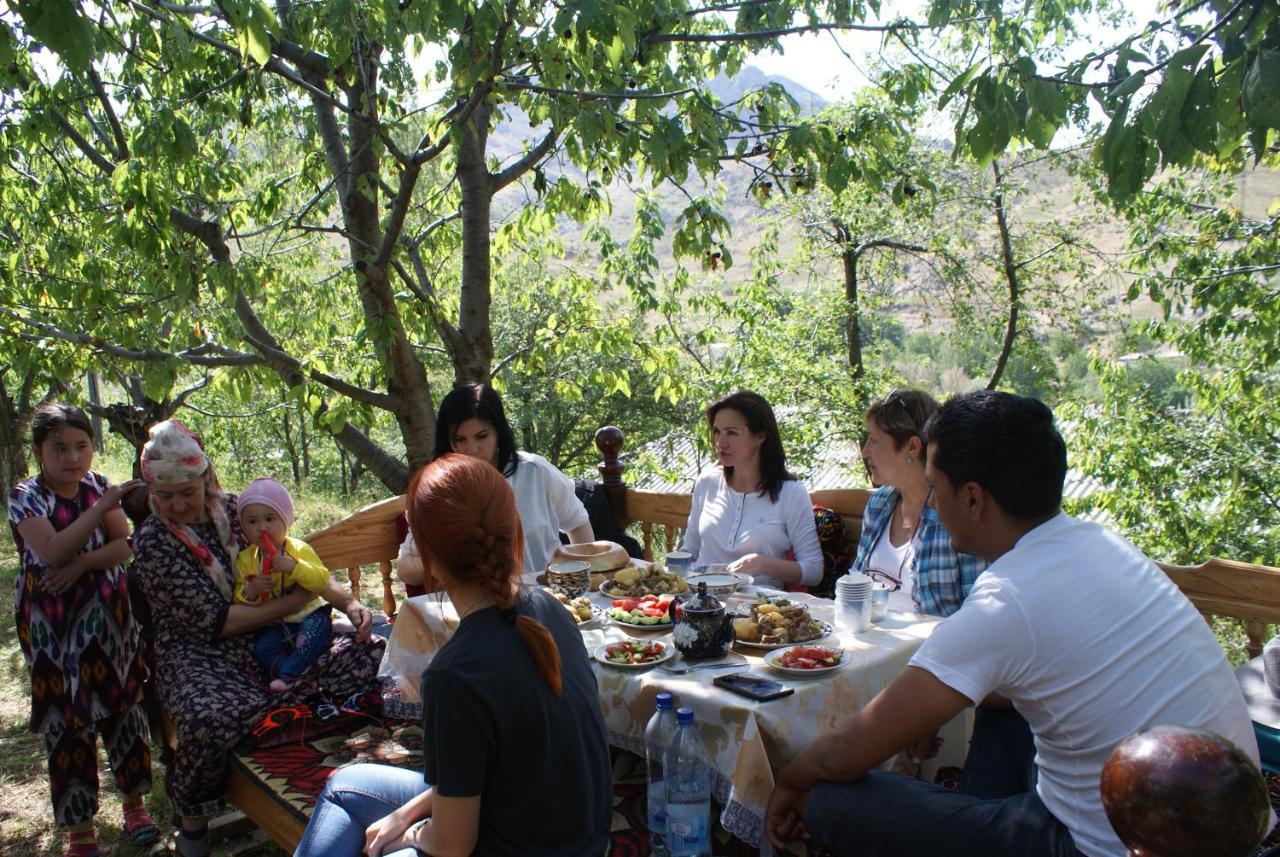 Spring Family Guest House Tersak Екстериор снимка